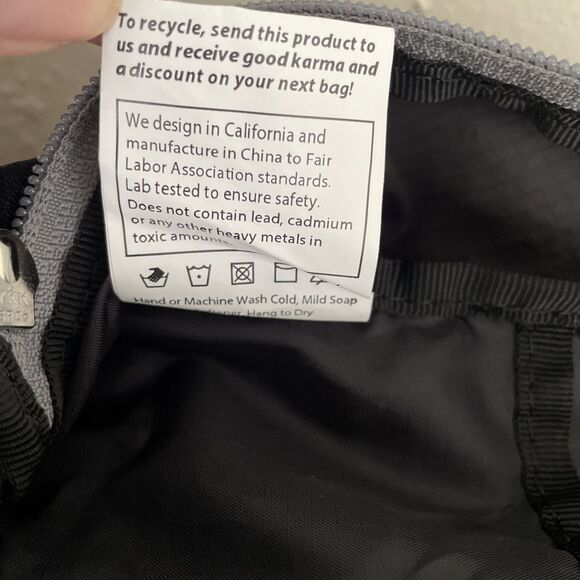 ChicoBag Travel Pack rePETe + Refine Compact Recycled‎ Backpack Packable Black - Picture 15 of 16